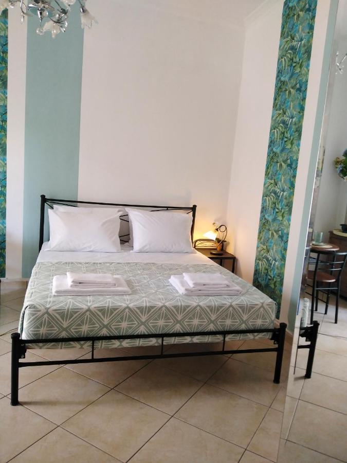 La Casa Di Maria Apartment Атина Екстериор снимка